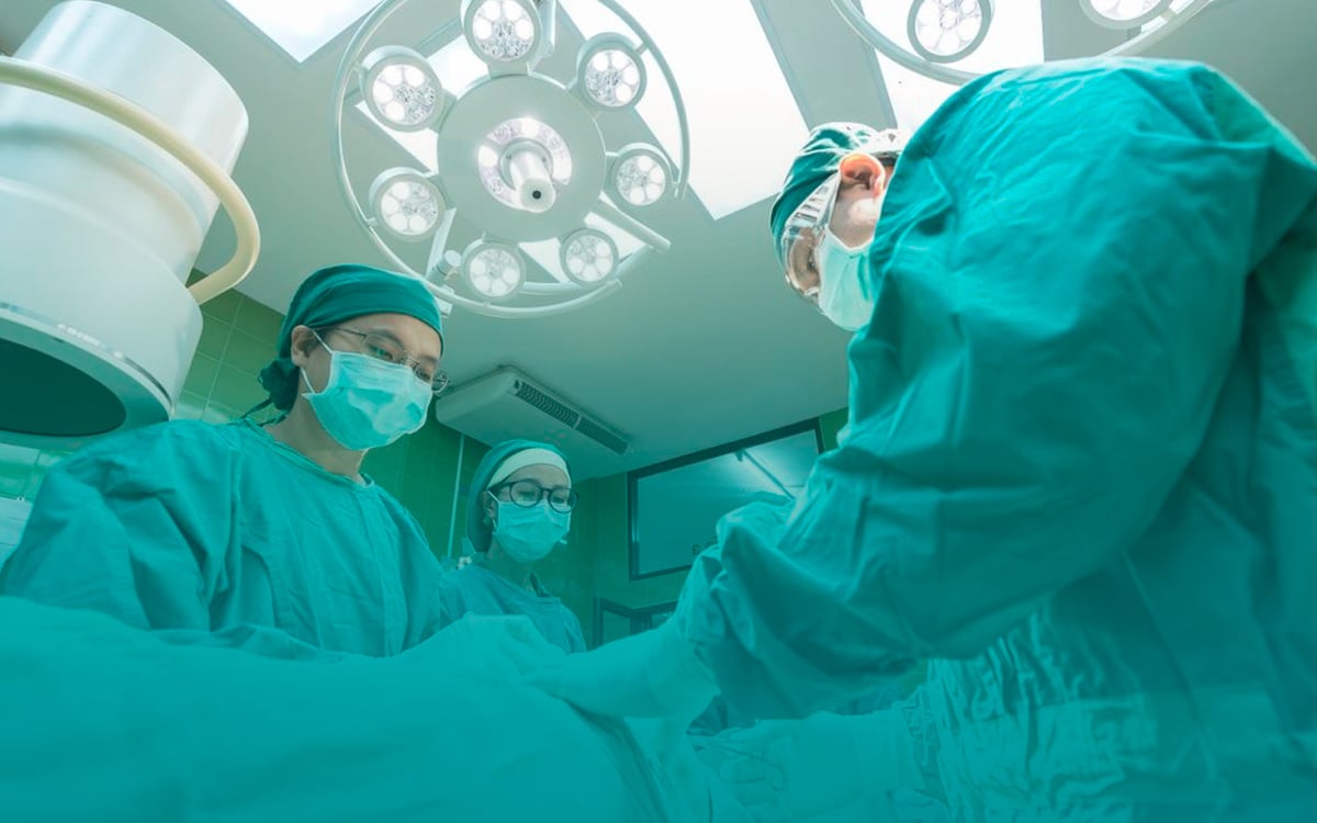 Enfermagem-em-Centro-Cirúrgico,-Recuperação-Anestésica-e-Centro-de-Materiais-Estéreis